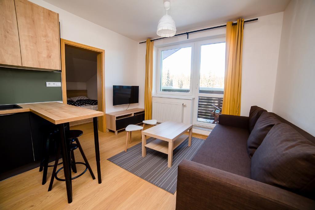 Apartman 37 Vysoke Tatry ตาตรันสกา ชตราบา ภายนอก รูปภาพ